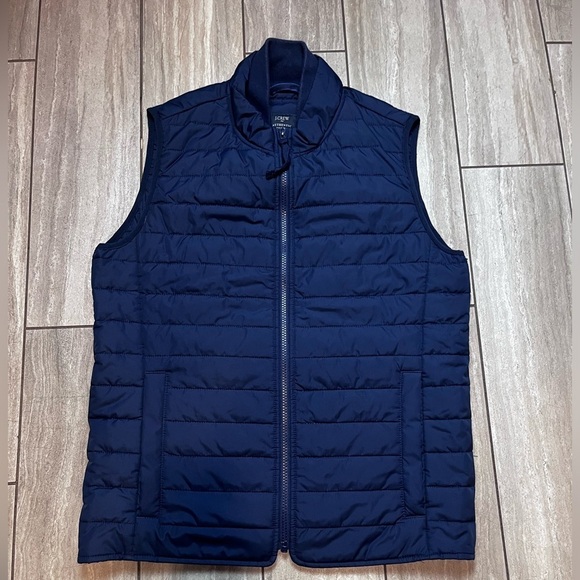 J Crew men’s  Authentic Outerwear Puffer Vest Navy Blue Size SMALL - Picture 1 of 6